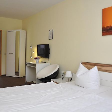 Hotel An Der Kapelle Meiningen Eksteriør billede