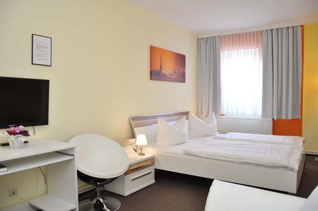 Hotel An Der Kapelle Meiningen Eksteriør billede